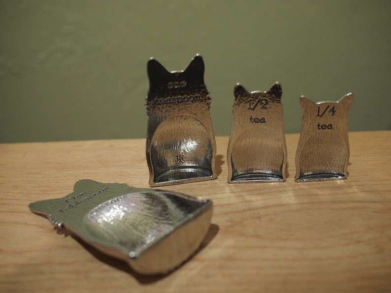 Cat Spoons- Family of Cats Pewter Measuring Spoons